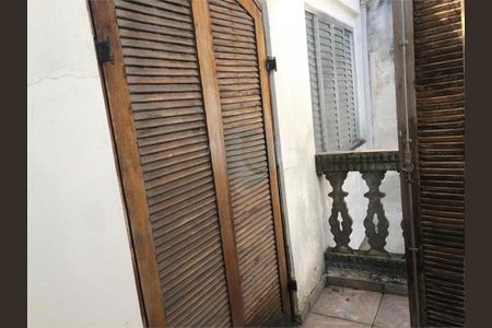 Casa à venda com 2 quartos, 120m² em Interlagos, São Paulo