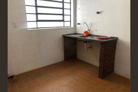 Casa à venda com 2 quartos, 120m² em Interlagos, São Paulo