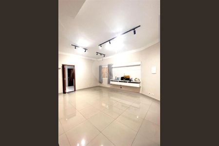 Casa à venda com 3 quartos, 140m² em Jardim Santa Cruz (Campo Grande), São Paulo