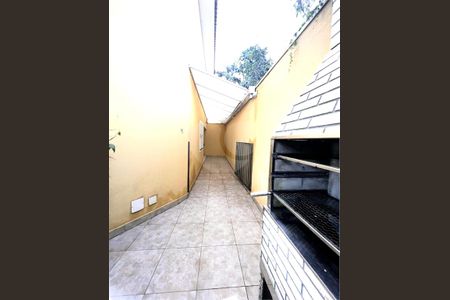 Casa à venda com 3 quartos, 140m² em Jardim Santa Cruz (Campo Grande), São Paulo