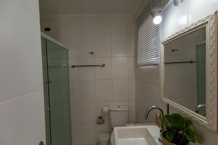 Casa à venda com 179m², 3 quartos e 3 vagasBanheiro da Suíte 