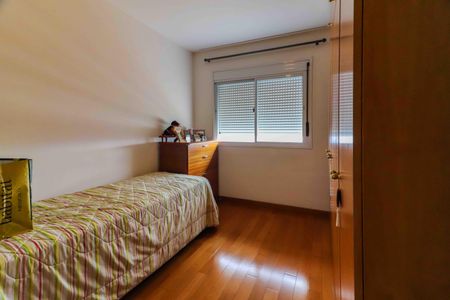 Apartamento à venda com 194m², 4 quartos e 2 vagasQuarto 1