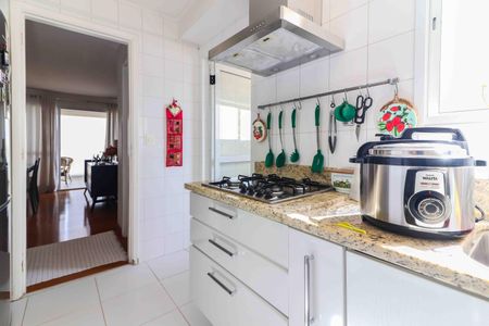Apartamento à venda com 194m², 4 quartos e 2 vagasCozinha