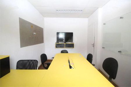 Casa à venda com 105m², 2 quartos e 2 vagas