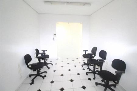 Casa à venda com 105m², 2 quartos e 2 vagas