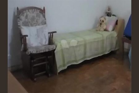 Casa à venda com 3 quartos, 230m² em Vila Mariana, São Paulo