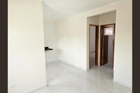 Casa à venda com 59m², 2 quartos e 1 vaga