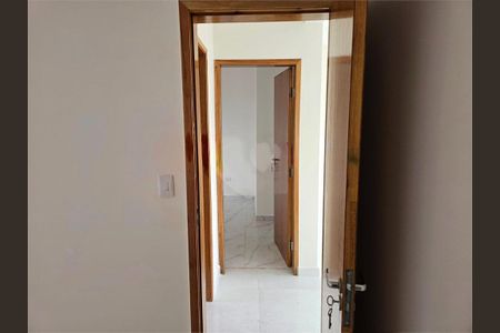Casa à venda com 59m², 2 quartos e 1 vaga