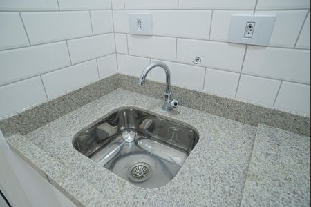 Cozinha de kitnet/studio para alugar com 1 quarto, 20m² em Bela Vista, São Paulo