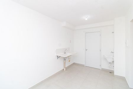 Apartamento à venda com 32m², 2 quartos e sem vaga Apartamento à venda com 32m², 2 quartos e sem vagaSala/Cozinha