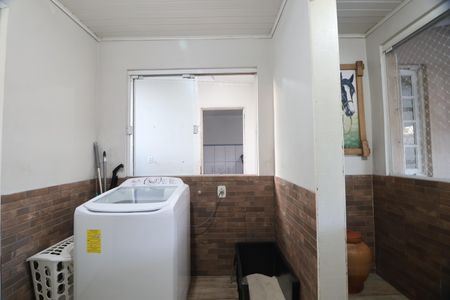 Casa para alugar com 130m², 4 quartos e 2 vagaslavanderia