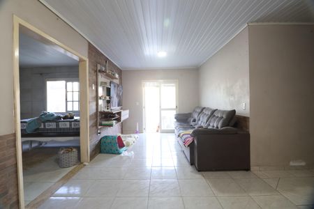 Sala de casa para alugar com 4 quartos, 130m² em Harmonia, Canoas