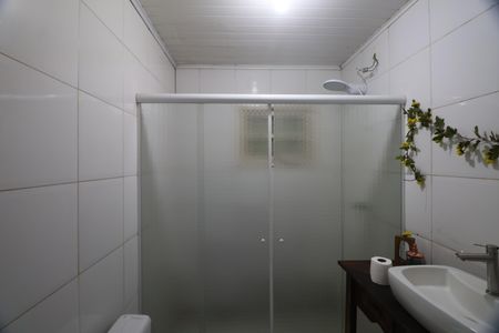 Casa para alugar com 130m², 4 quartos e 2 vagasBanheiro 1