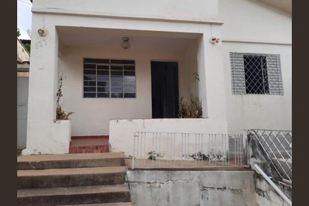 Casa à venda com 127m², 3 quartos e 1 vagaFoto 02