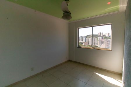 Sala de apartamento para alugar com 2 quartos, 60m² em Fonseca, Niterói
