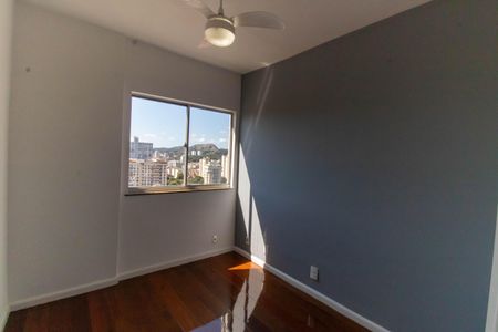 Quarto 1 de apartamento para alugar com 2 quartos, 60m² em Fonseca, Niterói