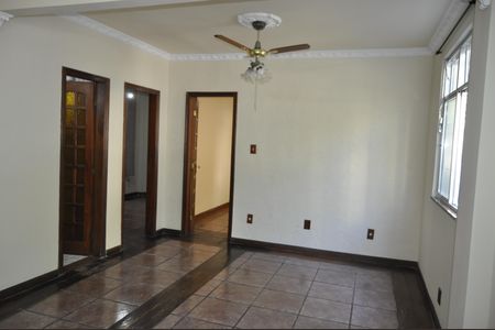 Apartamento para alugar com 2 quartos, 67m² em Del Castilho, Rio de Janeiro