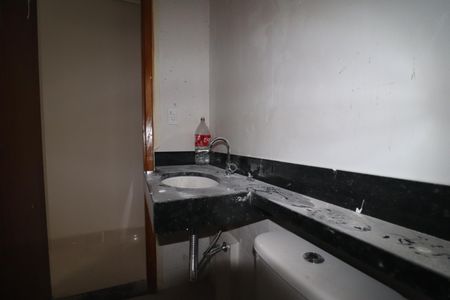 Apartamento à venda com 94m², 2 quartos e 2 vagasBanheiro 