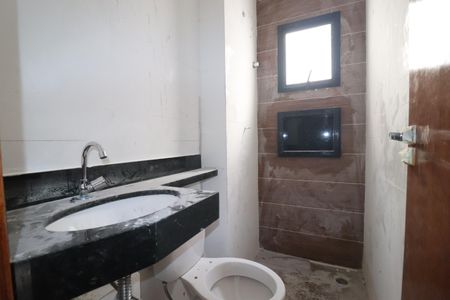 Apartamento à venda com 94m², 2 quartos e 2 vagasBanheiro da Suíte