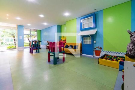 Apartamento à venda com 143m², 3 quartos e 3 vagas Apartamento à venda com 143m², 3 quartos e 3 vagasBrinquedoteca