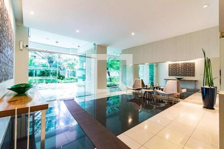 Apartamento à venda com 143m², 3 quartos e 3 vagas Apartamento à venda com 143m², 3 quartos e 3 vagasHall social