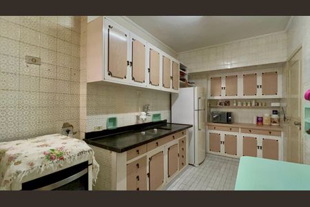 Apartamento à venda com 100m², 2 quartos e sem vaga Apartamento à venda com 100m², 2 quartos e sem vagaCozinha