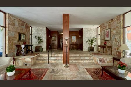 Apartamento à venda com 100m², 2 quartos e sem vaga Apartamento à venda com 100m², 2 quartos e sem vagaHall de entrada