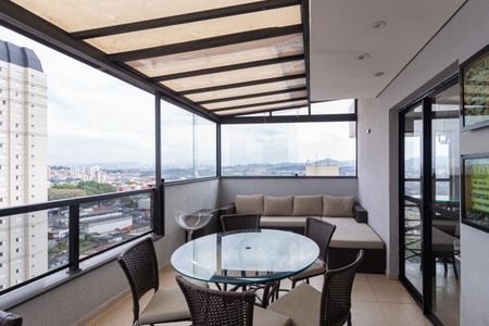 Apartamento à venda com 150m², 3 quartos e 2 vagas Apartamento à venda com 150m², 3 quartos e 2 vagasCobertura