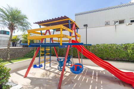 Apartamento à venda com 150m², 3 quartos e 2 vagasÁrea comum - Playground