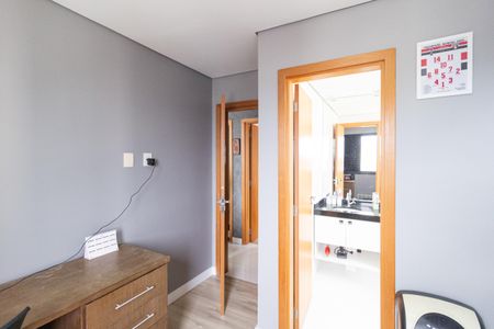 Apartamento à venda com 150m², 3 quartos e 2 vagas Apartamento à venda com 150m², 3 quartos e 2 vagasSuíte 1