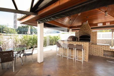 Apartamento à venda com 150m², 3 quartos e 2 vagas Apartamento à venda com 150m², 3 quartos e 2 vagasÁrea comum - Churrasqueira