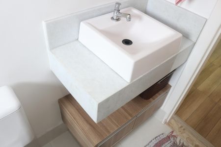 Apartamento à venda com 112m², 2 quartos e 2 vagasBanheiro Social