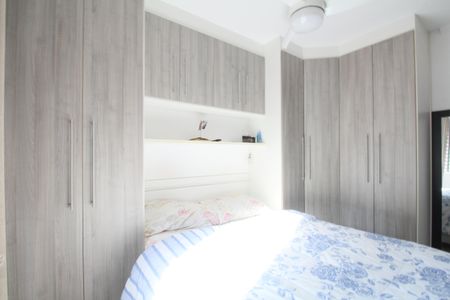 Quarto 1 de apartamento à venda com 2 quartos, 50m² em Jardim das Palmas, São Paulo