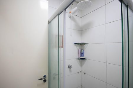Apartamento à venda com 39m², 2 quartos e sem vaga Apartamento à venda com 39m², 2 quartos e sem vagaBanheiro Social