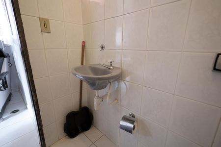 Casa à venda com 264m², 6 quartos e 2 vagas Casa à venda com 264m², 6 quartos e 2 vagasBanheiro Suíte casa 2