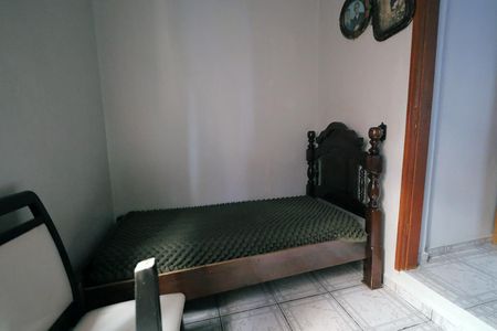 Casa à venda com 264m², 6 quartos e 2 vagas Casa à venda com 264m², 6 quartos e 2 vagasQuarto 2