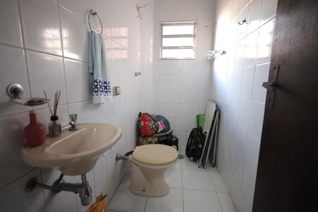 Casa à venda com 264m², 6 quartos e 2 vagas Casa à venda com 264m², 6 quartos e 2 vagasBanheiro 1 casa 2