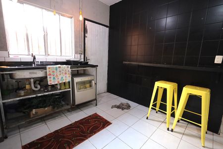 Casa à venda com 264m², 6 quartos e 2 vagas Casa à venda com 264m², 6 quartos e 2 vagasCozinha casa 2