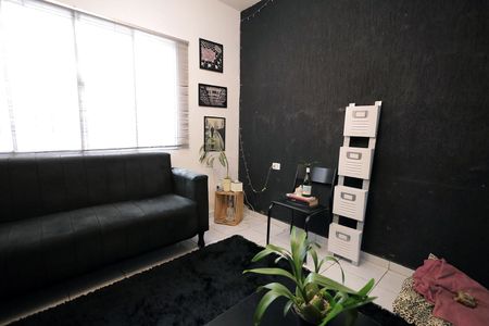 Casa à venda com 264m², 6 quartos e 2 vagas Casa à venda com 264m², 6 quartos e 2 vagasSala casa 2