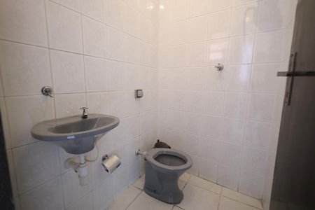 Casa à venda com 264m², 6 quartos e 2 vagas Casa à venda com 264m², 6 quartos e 2 vagasBanheiro Suíte casa 2