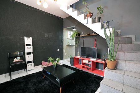 Casa à venda com 264m², 6 quartos e 2 vagas Casa à venda com 264m², 6 quartos e 2 vagasSala casa 2