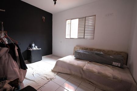 Casa à venda com 264m², 6 quartos e 2 vagas Casa à venda com 264m², 6 quartos e 2 vagasQuarto 1 casa 2