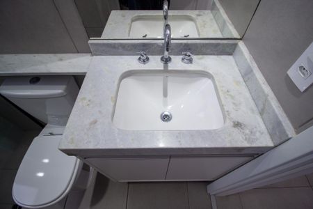 Apartamento para alugar com 72m², 2 quartos e 2 vagasBanheiro