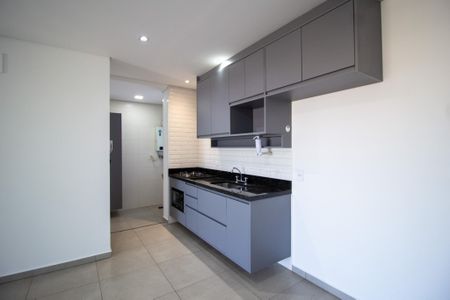 Apartamento para alugar com 72m², 2 quartos e 2 vagasCozinha