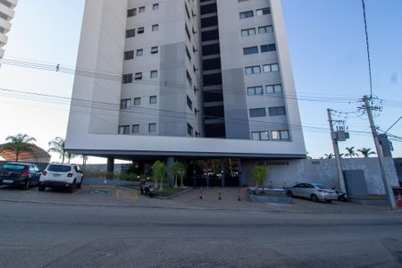 Apartamento para alugar com 72m², 2 quartos e 2 vagasFachada