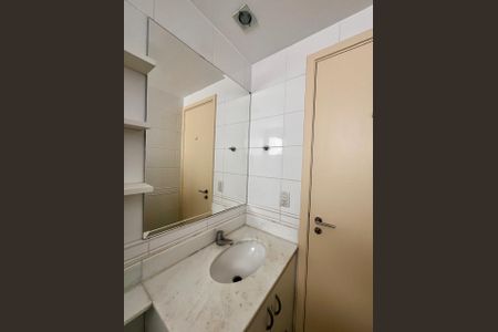 Apartamento à venda com 65m², 2 quartos e 2 vagas Apartamento à venda com 65m², 2 quartos e 2 vagasBanheiro