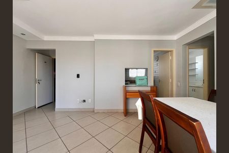 Sala de apartamento à venda com 2 quartos, 65m² em Mansões Santo Antônio, Campinas