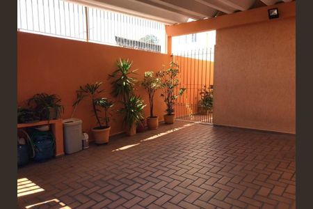 Casa à venda com 250m², 3 quartos e 2 vagas