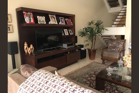 Casa à venda com 3 quartos, 250m² em Jardim Utinga, Santo André