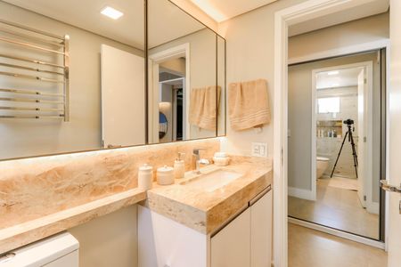 Apartamento à venda com 185m², 3 quartos e 2 vagasBanheiro da Suíte